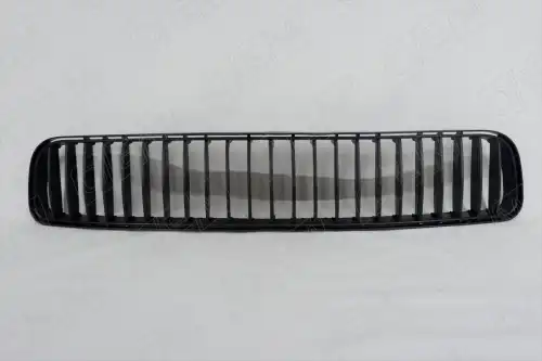 Решетка бампера OEM OEM3747