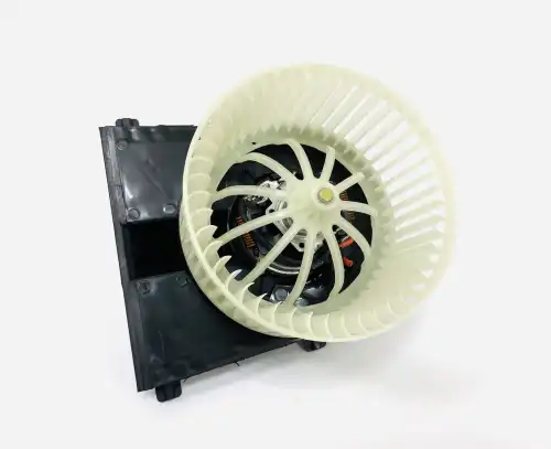 Вентилятор отопителя UKORAUTO U0201081
