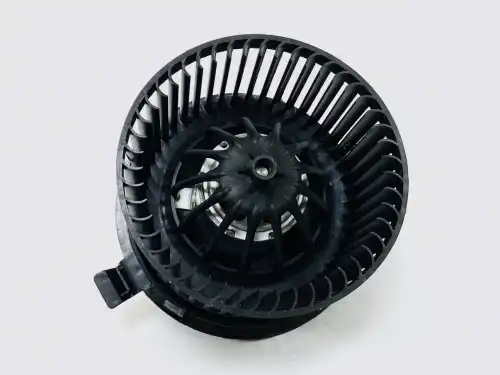 Вентилятор отопителя UKORAUTO U0201068