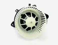 Вентилятор отопителя UKORAUTO U0201016