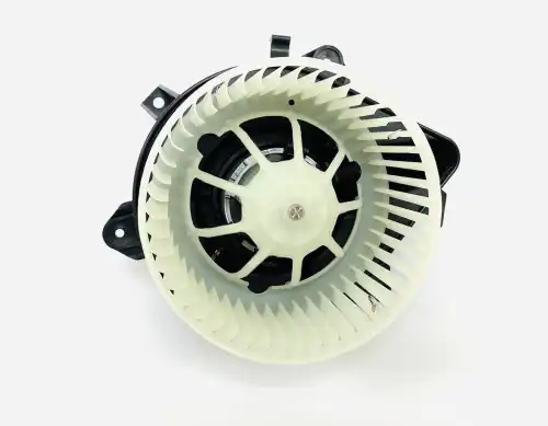 Вентилятор отопителя UKORAUTO U0201016