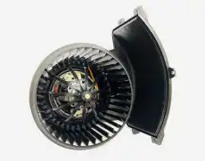 Вентилятор отопителя UKORAUTO U0201095