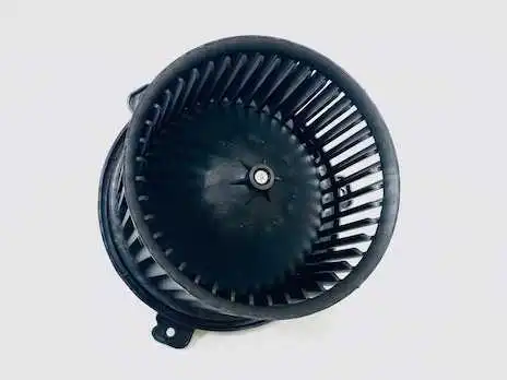 Вентилятор отопителя UKORAUTO U0201055