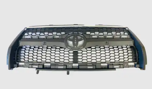 Решетка радиатора UKORAUTO U0517113