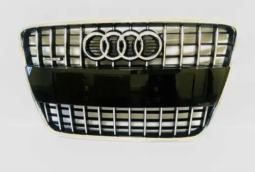 Решетка радиатора UKORAUTO U0517062