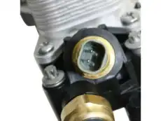 Масляный радиатор JEEP 68105583AE