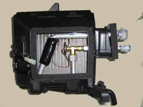 Радиатор кондиционера (конденсатор) HAVAL 8107000K00