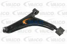 рычаг нижн. л.+п.\ Suz V64-9501 VAICO