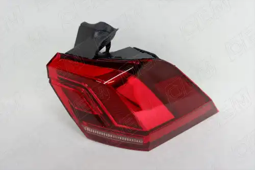 Фонарь задний OEM OEM0090FONR