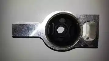 Рычаг подвески BUGIAD BSP22204