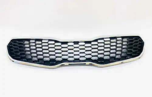 Решетка радиатора UKORAUTO U0517089