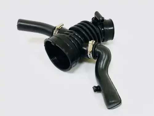 Патрубок воздушный U0423022 UKORAUTO