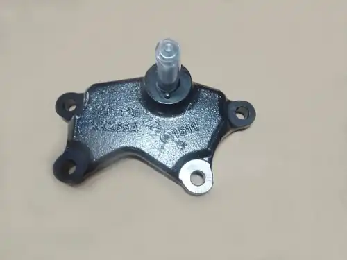Кронштейн опоры двигателя левый 1001120XKZ65A HAVAL