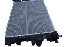 Радиатор системы охлаждения двигателя MAXGEAR AC230045