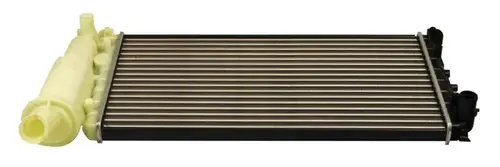 Радиатор системы охлаждения двигателя MAXGEAR AC230046