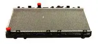 Радиатор системы охлаждения двигателя MAXGEAR AC230061