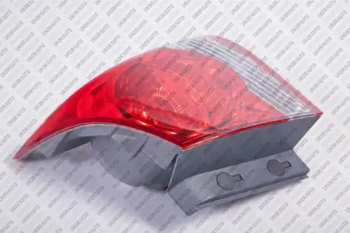 Фонарь габаритный UKORAUTO U0523032R