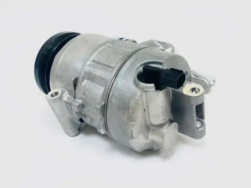Компрессор кондиционера U0202006 UKORAUTO