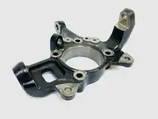 Кулак поворотный UKORAUTO U0612005R
