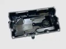 Крышка клапанная U0403015 UKORAUTO