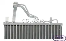Радиатор кондиционера (конденсатор) UTM SS1469A