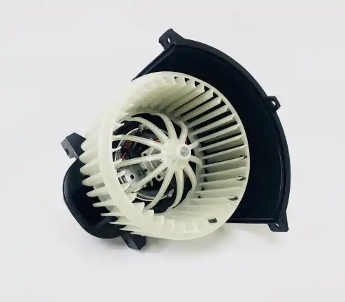 Вентилятор отопителя UKORAUTO U0201102