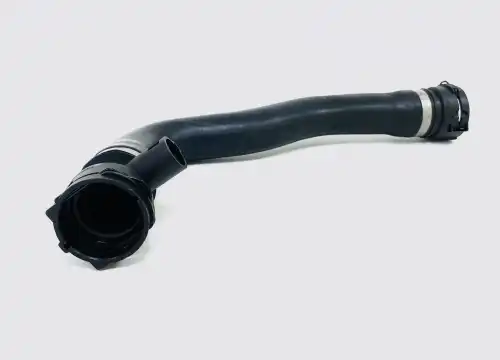 Патрубок системы охлаждения U0902058 UKORAUTO
