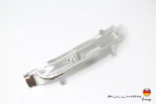 Фонарь указателя поворота правый в зеркало T39094012 PULLMAN