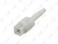 датчик стоп-сигнала!\ Audi A4/A6/A8/S6/S8, VW Passat 96> DM-9228 LYNXAUTO