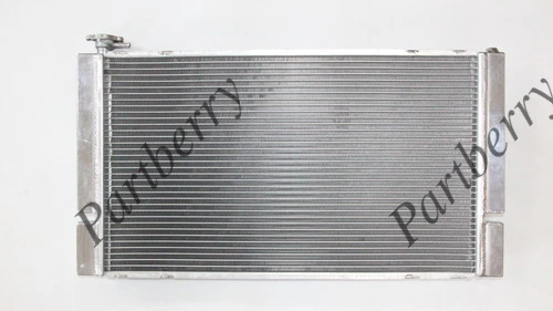 Радиатор системы охлаждения двигателя PARTBERRY PB200404