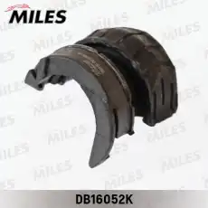 Втулка стабилизатора переднего DB16052 MILES