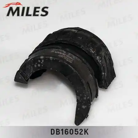 Втулка стабилизатора переднего DB16052 MILES