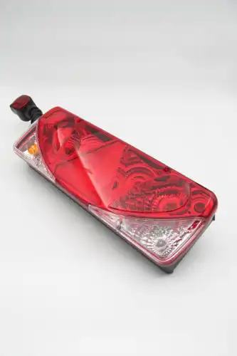 Фонарь задний SIM 131752001084