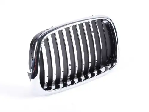 Решетка радиатора BMW 51 13 7 005 837