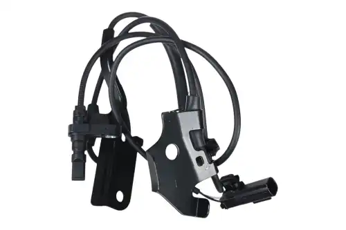 Датчик ABS STELLOX 06-65877-SX