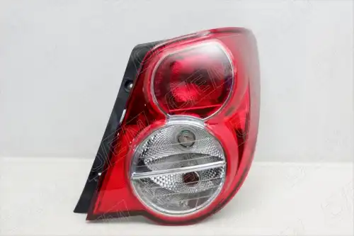 Фонарь задний OEM OEM0362FONR