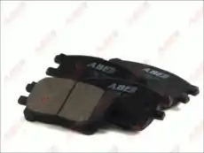 Тормозные колодки дисковые передняя ось ABE C12114ABE