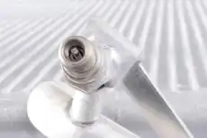 Радиатор кондиционера (конденсатор) VEMO V15-62-1025