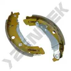 Тормозные колодки барабанные ZENNEK DBS0111
