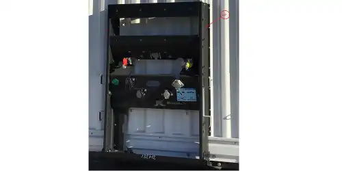 Кронштейн передней рамки левый KN00507 KASSBOHRER