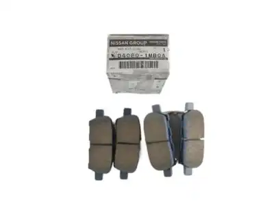 Тормозные колодки дисковые INFINITI D40601MB0A