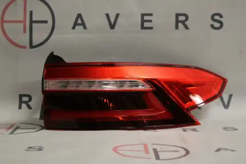 Фонарь задний правый 4133101XKQ02AAV AVERS