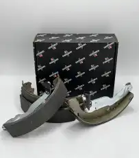 Тормозные колодки барабанные SENFINECO SS4707