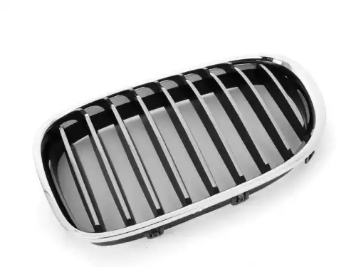 Решетка радиатора BMW 51 11 7 295 297