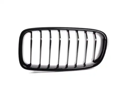Решетка радиатора BMW 51 71 2 240 775