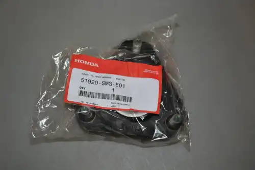 ОПОРА/TOP MOUNT FR 51920SMGE01 HONDA