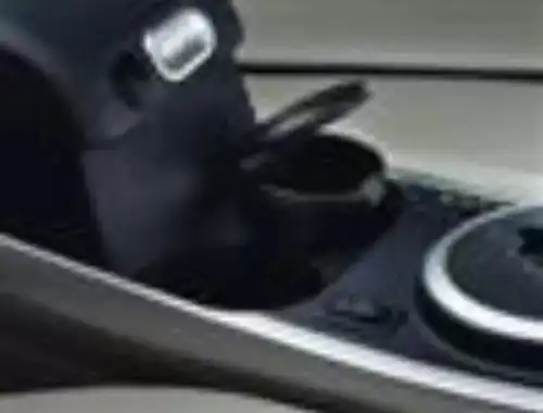  ПЕПЕЛЬНИЦА C23564660A MAZDA