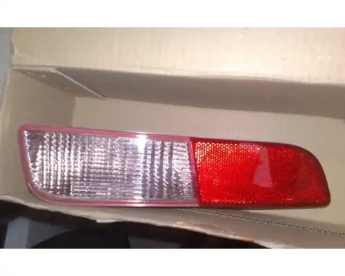 Катафот (световозвращатель) MITSUBISHI 8336A102