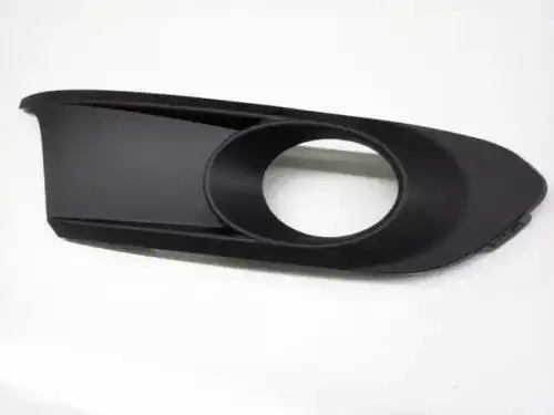 Решетка бампера VAG 5C6853666A9B9