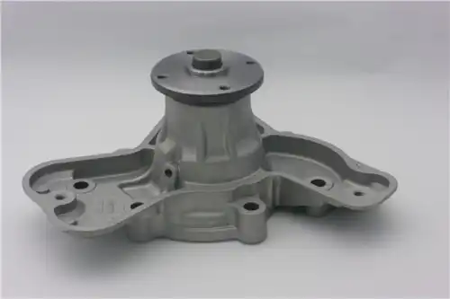 помпа!\ Mazda 929 3.0 V6 87-91 GWMZ-36A GMB